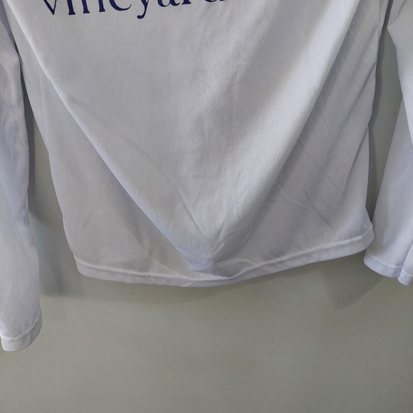 Bastrid Vineyard Vines t-shirt long sleeve white Whale Graphic Roatan Honduras - Picture 3 of 7